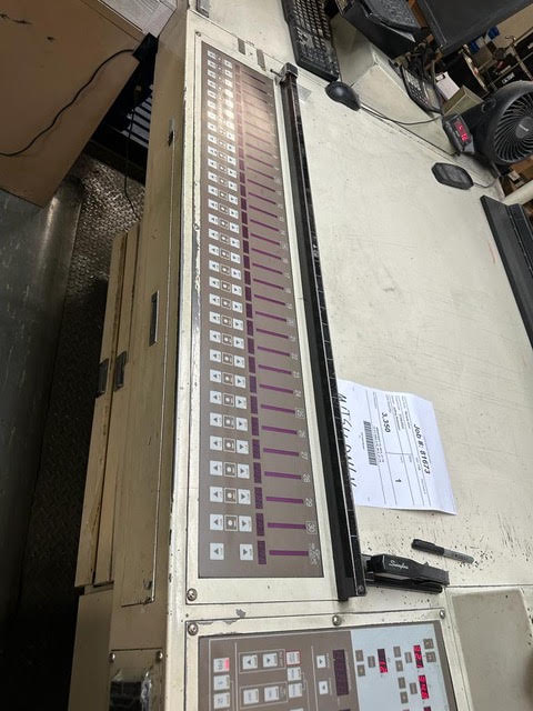 2004 미쓰비시 D3000LX-6+DIC